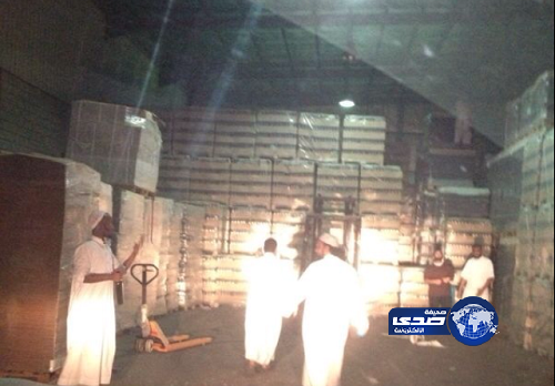 بالصور – ضبط 250 ألف قارورة مسكرات في مصنع للخمور بجدة