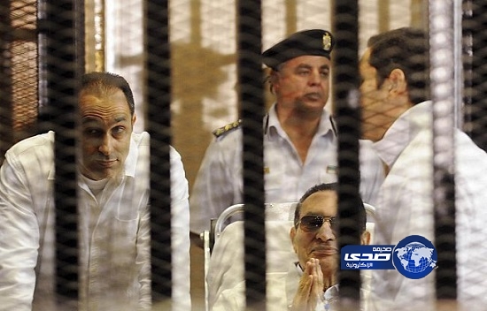 تأجيل محاكمة مبارك ونجليه في قضية قتل المتظاهرين