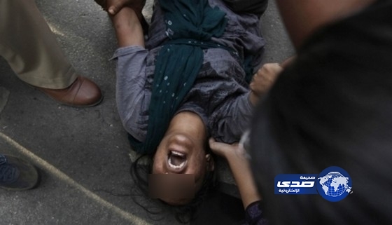 مجهولون يختطفون فتاة من مرافقها ويغتصبونها جماعيا