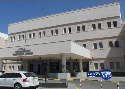 مستشفيات تبوك ترفض استقبال مريض في حالة خطره .. وذويه يطالبون بتحويله