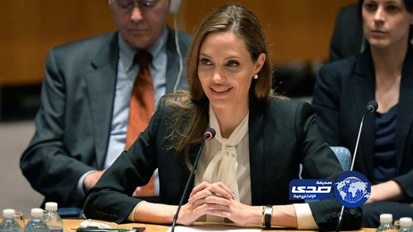 أنجلينا جولي تنادي العالم لرحمة أطفال سوريا