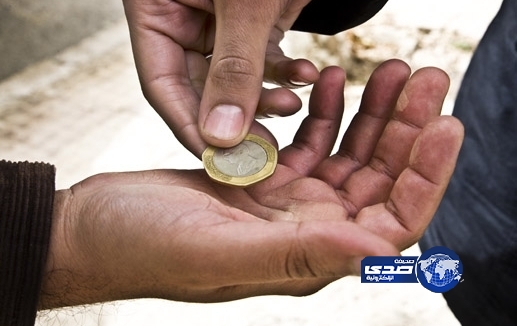 تتسول لتكبير ثدييها