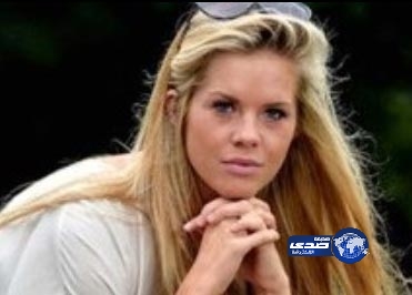 لماذا مُنعت هذه الشابة الإنكليزية من ركوب الطائرة؟!