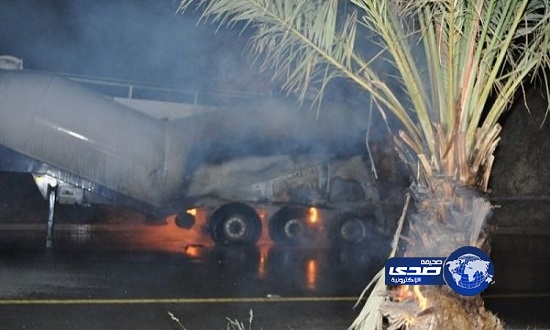 “مدني الباحة” يخمد حريق في خزان بترول وشاحنة أسمنت سائل