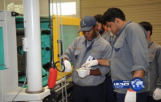 “الكهرباء” توقع اتفاقية لتدريب خريجي الثانوية