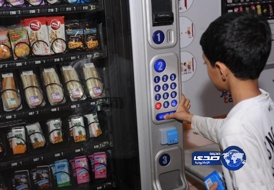 بالصور – “تطوير” تحول مقاصف مدارس “التربية” إلى “ذكيّة”