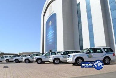 “هيئة الأمر بالمعروف” تحذّر أعضاءها من مطاردة “نساء يقدن السيارات”