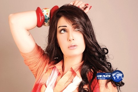 غادة عبد الرازق تُفاجئ الجميع وتعلن زواجها من مدير تصوير “حكاية حياة”