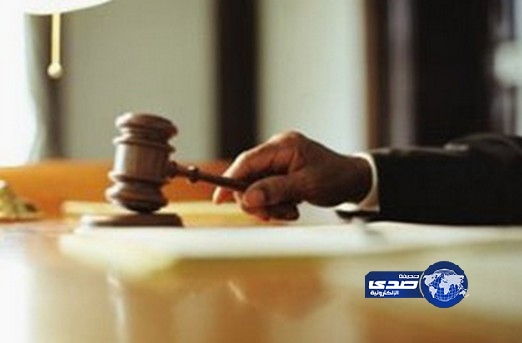 حفيدان يقتلان جدهما لأنه ضرب والدتهما