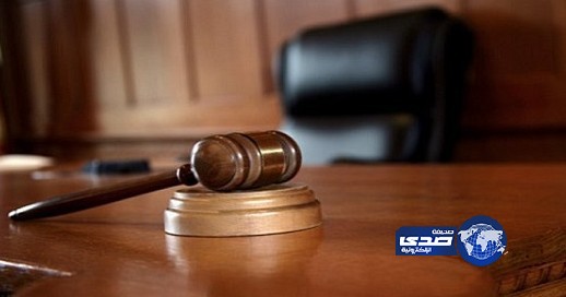 رجل يحترف سرقة عشيقاته