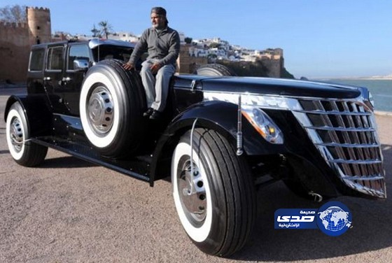 بالصور.. شيخ إماراتي يذهل سكان باريس بسيارة عملاقة ادهشت الجميع