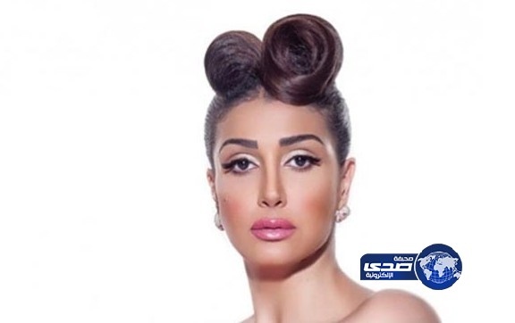 غادة عبدالرازق تصدم معجبيها بأغرب تسريحة شعر