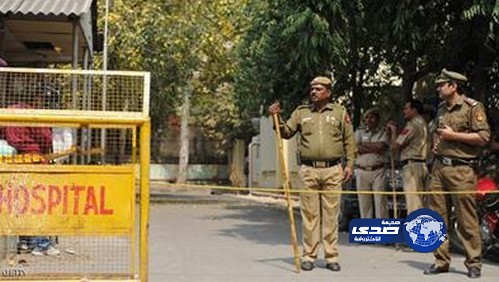 رجل شرطة هندي يجبر فتاة تعرضت للاغتصاب على خلع ملابسها بعدما رفضت دفع رشوة !