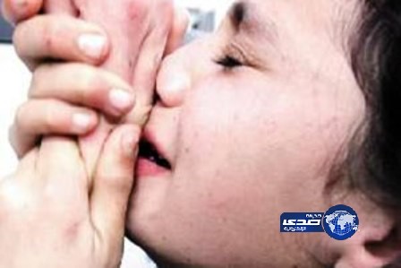 تسجن ابنتيها في المنزل عمداً.. وتقتلهم جوعاً