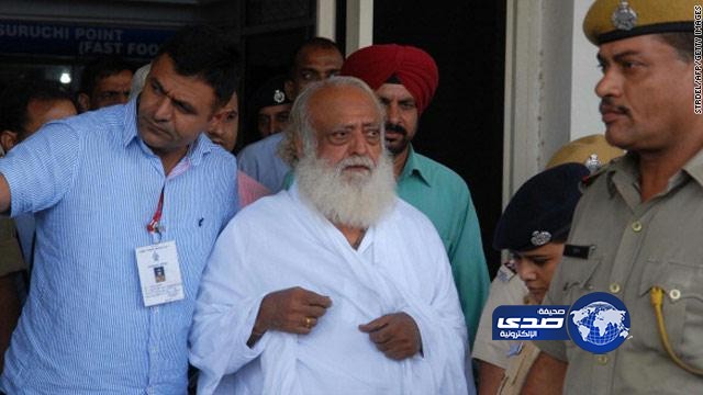 رجل دين يخصي نفسه بعد اغتصاب مرشده طفلة