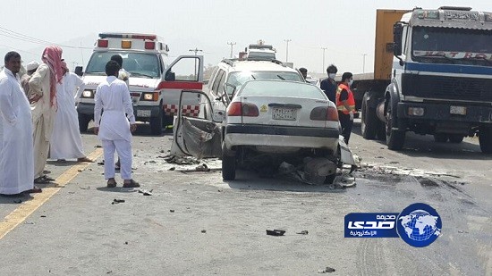 وفاتان وإصابة في حادث تصادم عند مثلث ترقش – طريق جدة