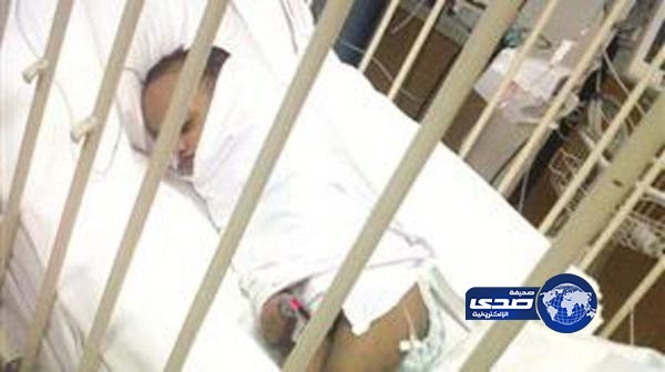 تشخيص طبي خاطئ يفقد الطفلة تالا بصرها