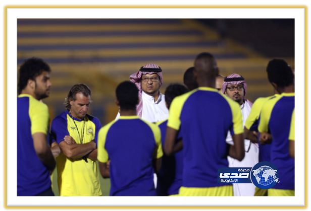 النصر يبدأ استعداداته لمباراة الشعلة والرئيس يجتمع مع كارينيو