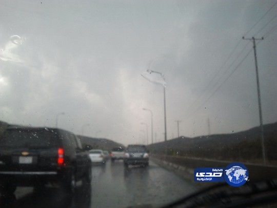 هطول أمطار على محافظة الطائف