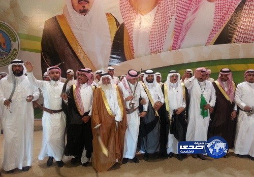 محافظ “الخميس” يشارك بالعرضة الجنوبية باحتفالات يوم الوطن