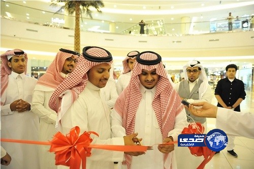 48 فوتوغرافياً يعرضون أعمالهم بـ”عسير” احتفاءً بالوطن