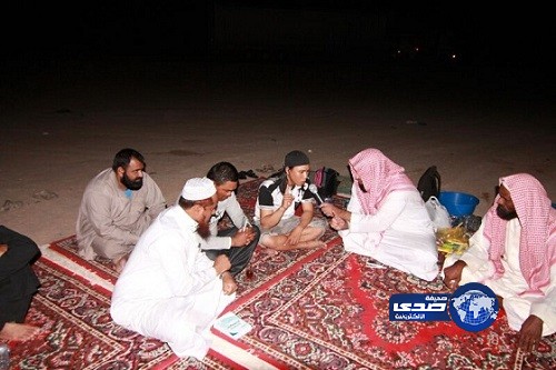 3 آسيويين يشهرون إسلامهم بجوار جسر عشيرة