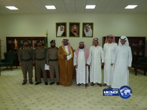 مكافأة 3 شباب بحوطة بني تميم لإنقاذهم عائلة من الغرق