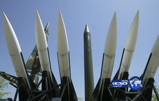 إيران تعرض 30 صاروخا بالستيا في عرضها العسكري