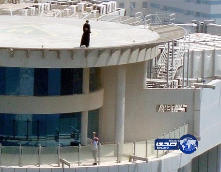 الإمارات: الفتاة التي حاولت الانتحار من فوق أحد الأبراج بالشارقة سعودية
