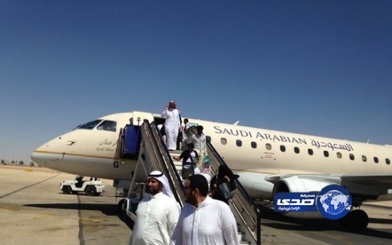 الخطوط السعودية برفحاء تقدم هدايا للمسافرين احتفالاً باليوم الوطني