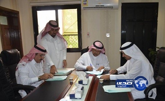 توقيع عقود لإنشاء 15 مركز صحي في الباحة