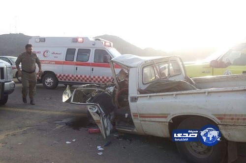 إصابة 3 طالبات ومواطن في حادث تصادم بمركز نبهان بالباحة