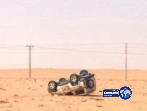 مصرع أثنين من منسوبي شرطة حائل بعد انقلاب سيارتهما
