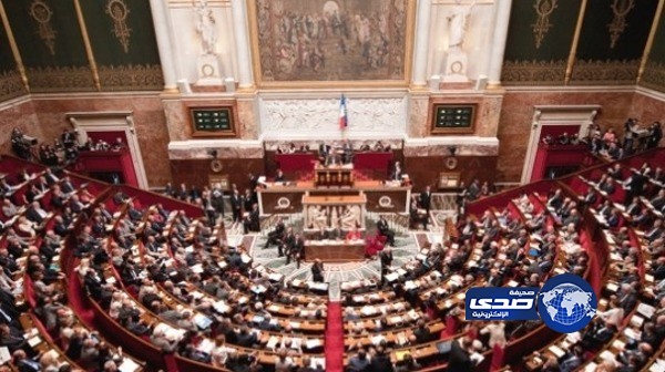 برلمان فرنسا يبحث ضربة سوريا وسط ضغوط من دمشق
