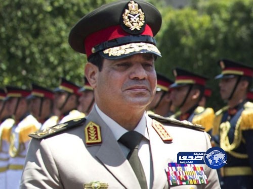 الرئيس المصري يصدر قراراً بتفويض الفريق السيسي في شأن التعبئة العامة