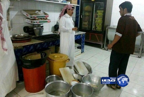 تغريم مطاعم مخالفة في جولات صحية لبلدية عفيف