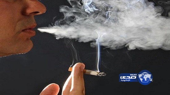 سعودية تطلب الطلاق من زوجها بسبب تدخينه خفية أمام المنزل بجدة