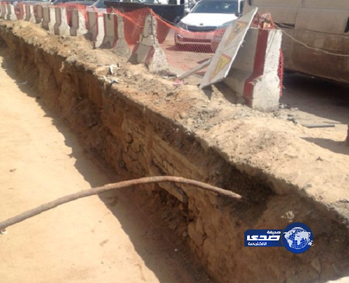 نبش لقبور مُحيطة بجامع العباس بـ”الطائف” ومواطنون يُطالبون بوقفها
