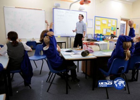 مدرسة تمنع طالبين من الدراسة بسبب اللحية