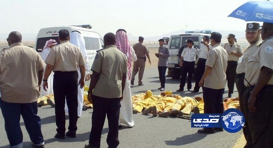 تجربة فرضية لاحتراق حافة تقل 50 حاجاً على طريق الهجرة