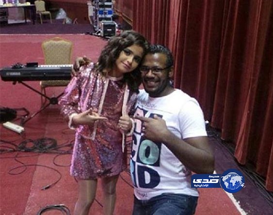 بالصور.. عاصفة انتقادات لحلا الترك بعد إطلالتها الجريئة واتهام بطمة بظهورها بهذا الشكل