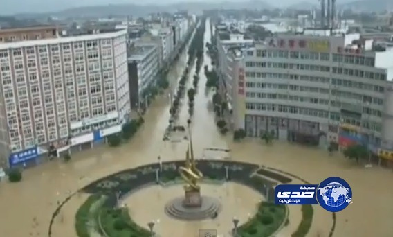 الإعصار فيتو يضرب الصين وسط سقوط قتلى (فيديو)