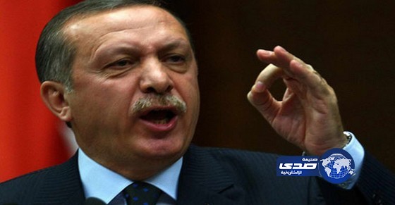 أردوغان يكافئ شرطي قتل شاب في مظاهرة