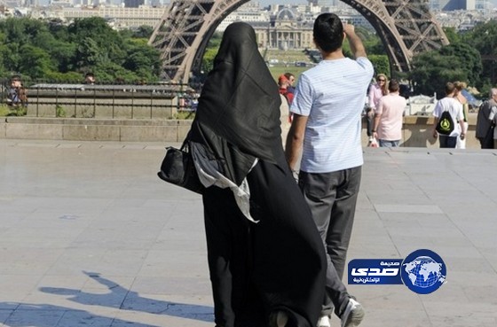عائلة سعودية تتعرض للسرقة في باريس