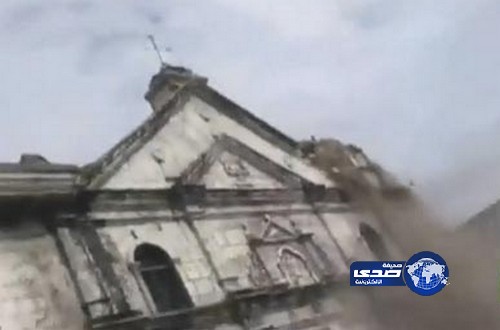 فيديو.. لحظة وقوع زلزال الفلبين الاخير من داخل كنيسة