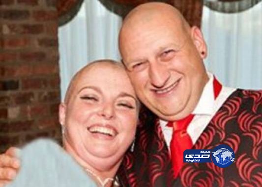 يحلق شعر عروسه في يوم زفافهما