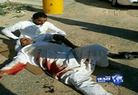 شاب مخمور يحاول اقتحام مدرسة بنات