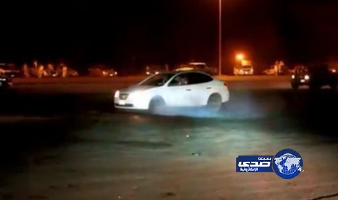 القبض على مفحط يسرق السيارات ويحرقها في حائل