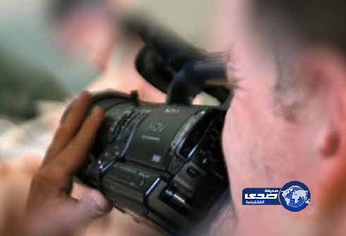 زوجان يصوران أفلاماً إباحية لأطفالهم