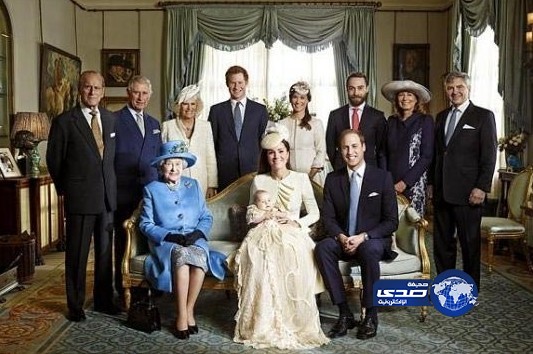 لأول مرة منذ 114 عاماً العائلة الملكية البريطانية تجتمع بصورة